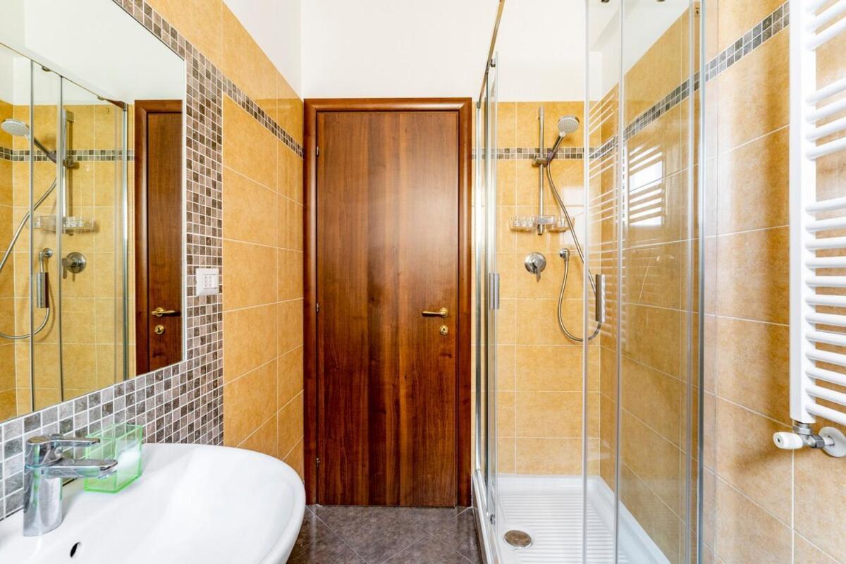 Casa Vacanze Alessio Рим Экстерьер фото